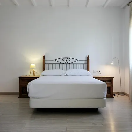 Hotel Xarahiz 4*